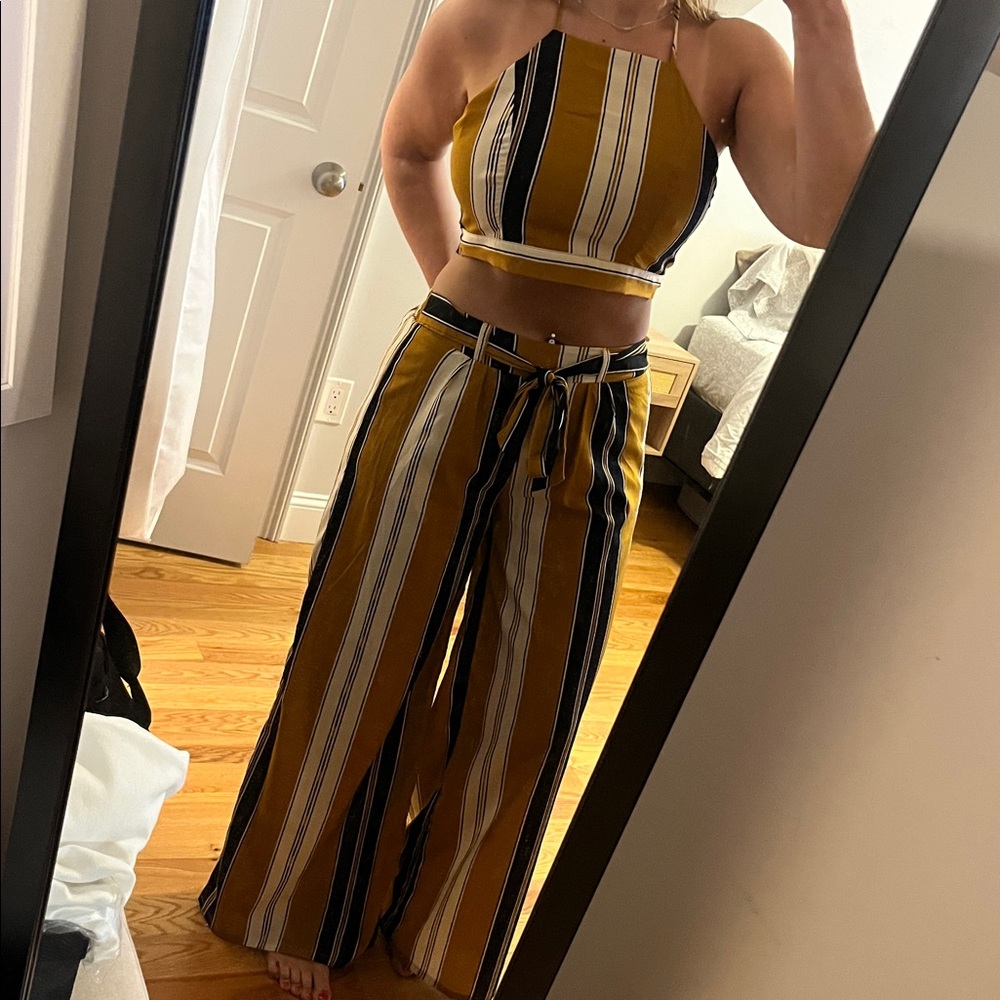 2 piece pant set - Picture 4 of 4